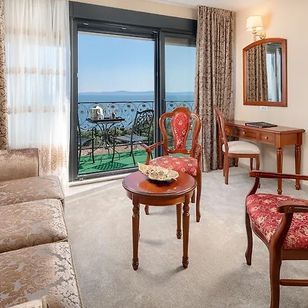 Otel Cvita 4*