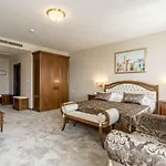 Cvita Hotel 4*