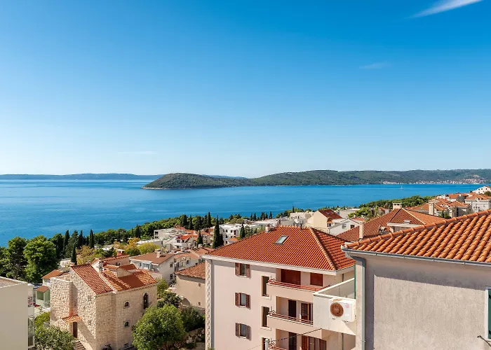 Ξενοδοχείο Cvita 4*